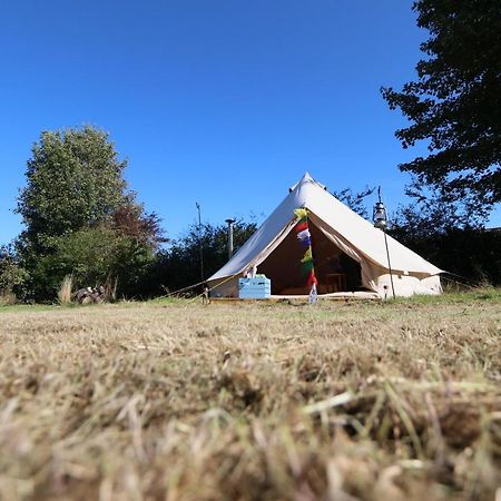 Mulberry Meadow Bell Tent Holt  Exterior photo