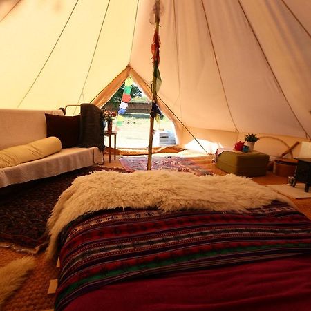 Mulberry Meadow Bell Tent Holt  Exterior photo