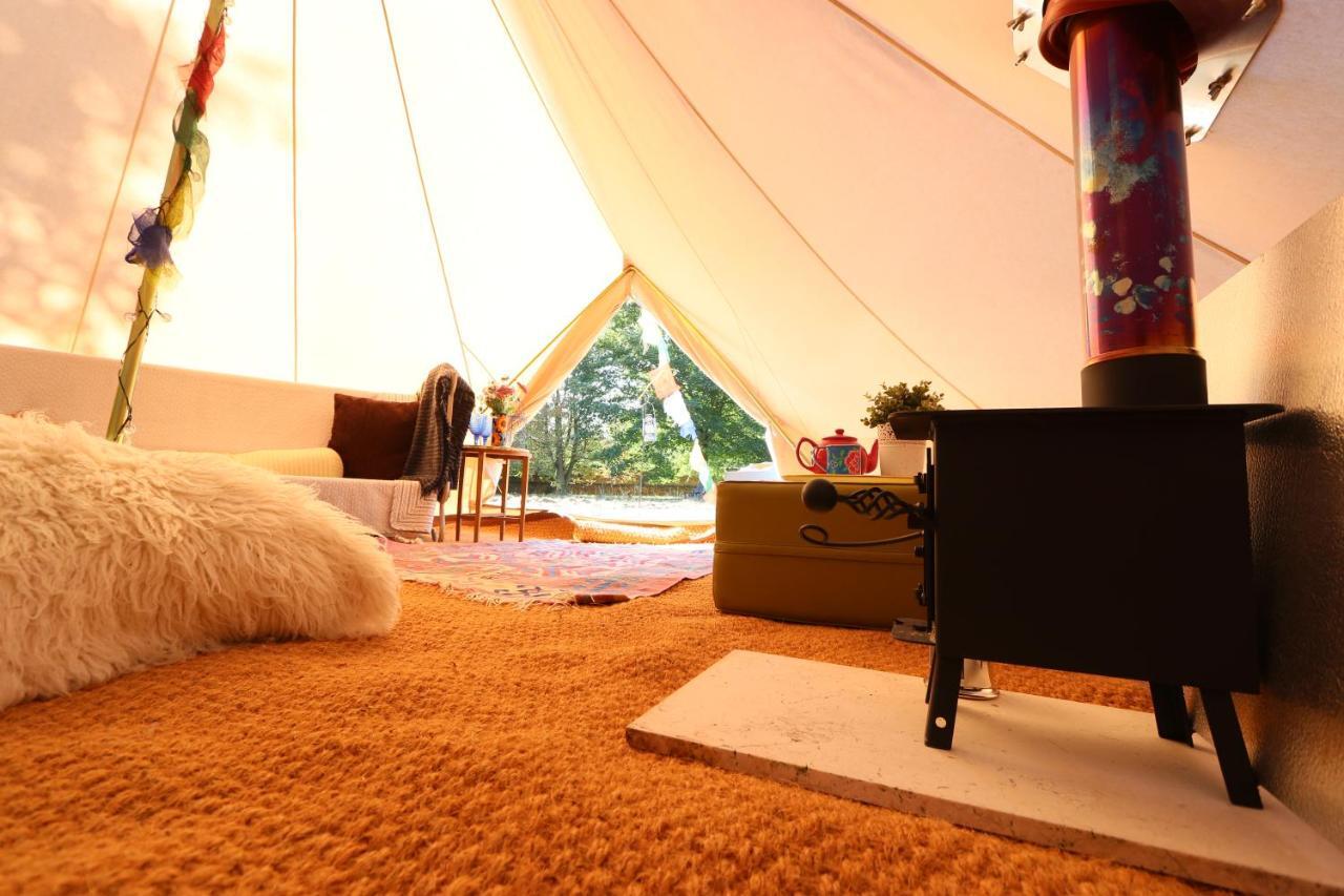 Mulberry Meadow Bell Tent Holt  Exterior photo